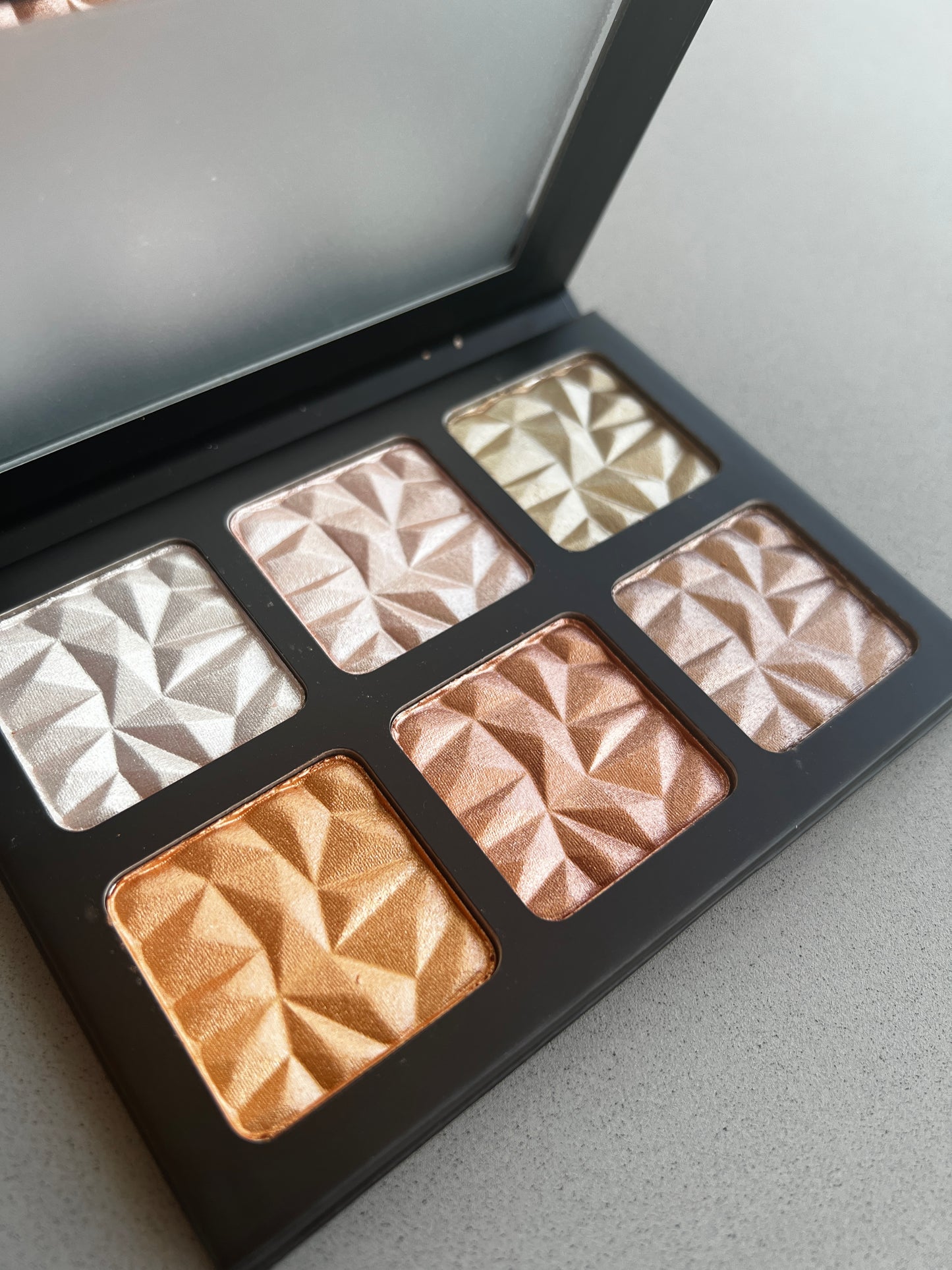 Vegan Highlighter Palette